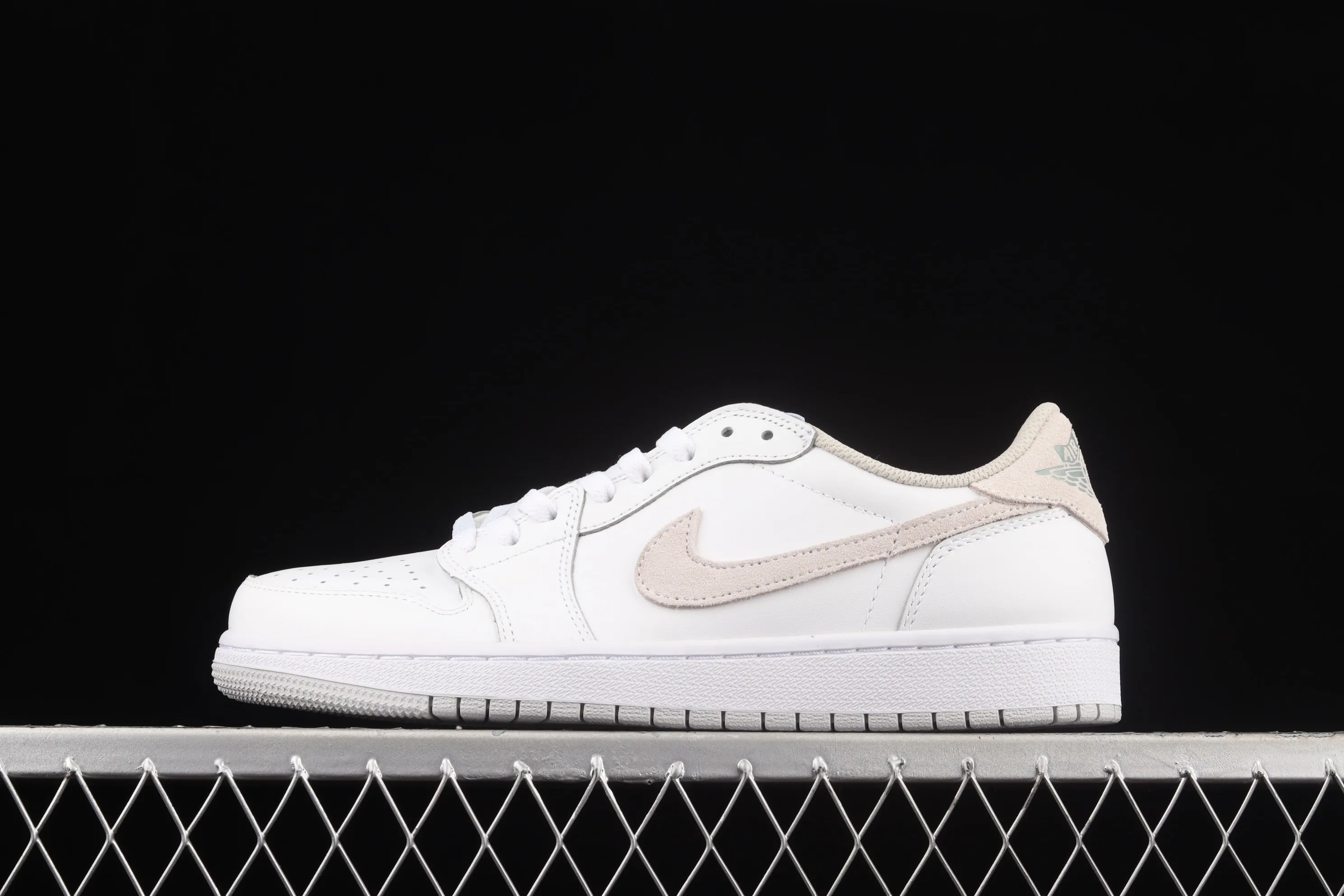 All categories Air Jordan Jordan series basketball shoes Air Jordan 1 Low Air Jordan 1 Low AJ1 Joe 1 low-top beige white gray cultural and leisure sports sneakers CZ0775-100